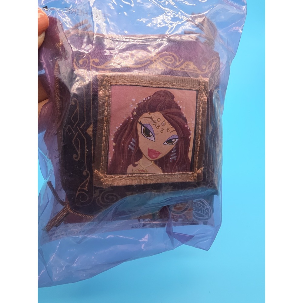 Bratz Genie Magic 3.5" Picture Pillow Burger‎ King Kids Meal Premium 2006